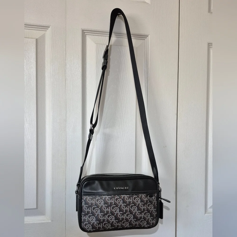 Coach CF484 Graham Midnight Crossbody Coach Monogram Print Canvas And Leather - Picture 2 of 16